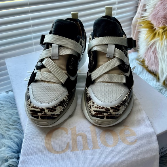 Chloe Shoes - Chloé Low Top Sneakers, Eternal Grey, Round-Toes, Buckle Closure At Uppers